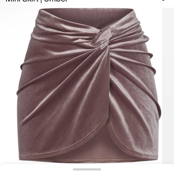 SKIMS Other - Sw101. Skims textured bikini story sarong mini skirt UMBER velvet XS nwt 🤎